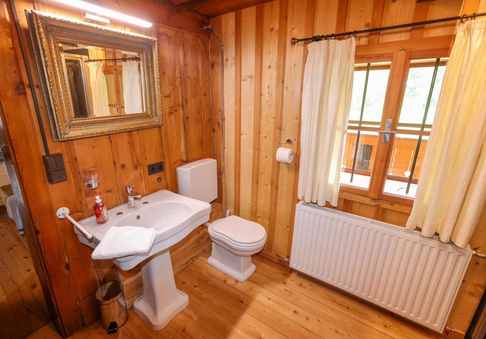 Die Weisse Wand Almen Schladming Exterior photo